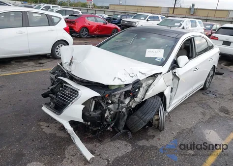 2016 Hyundai Sonata Hybrid Limited z USA, uszkodzony, nr VIN KMHE34L10GA012674